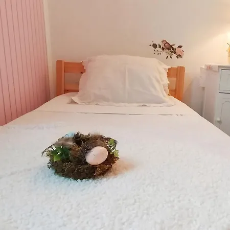 Daire Confortable / 70 M² / Superbe Jardin Pouxeux