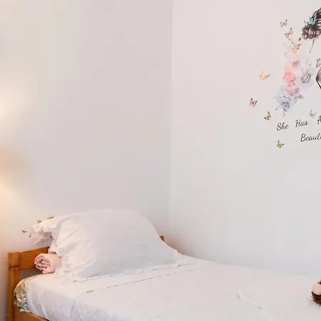 Confortable / 70 M² / Superbe Jardin Pouxeux